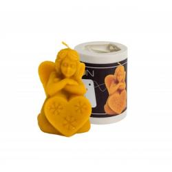 Anjel so snehov�mi vlo�kami na srdci