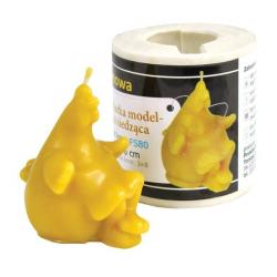 Sliepo�ka modelka sediaca